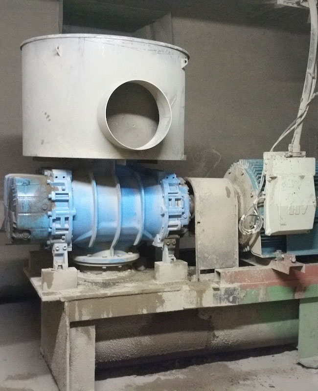 Industrial blower for fly ash pneumatic transport in PPC lignite thermal power plant